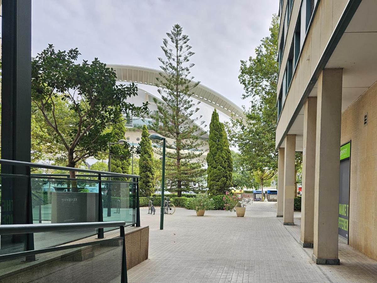 Apartamentos Las Ciencias K Valencia Exterior photo